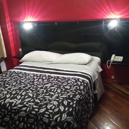 Hostal Capri Quito Kültér fotó
