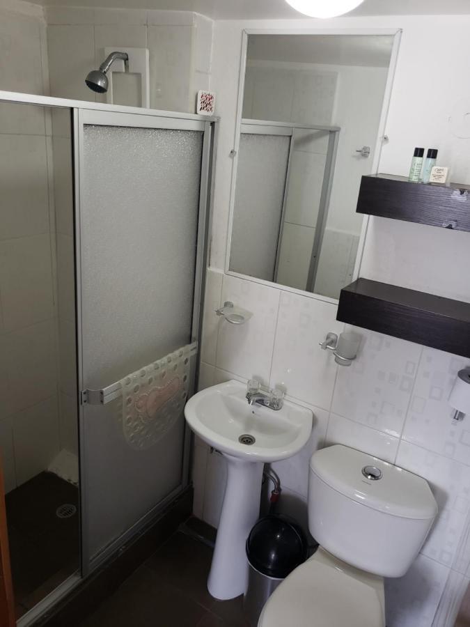 Hostal Capri Quito Kültér fotó