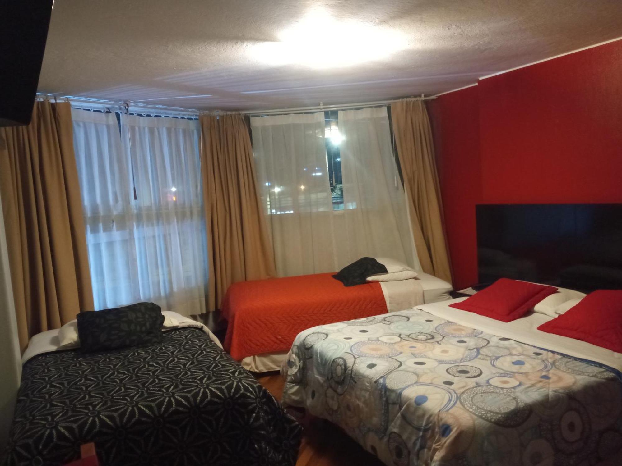 Hostal Capri Quito Kültér fotó