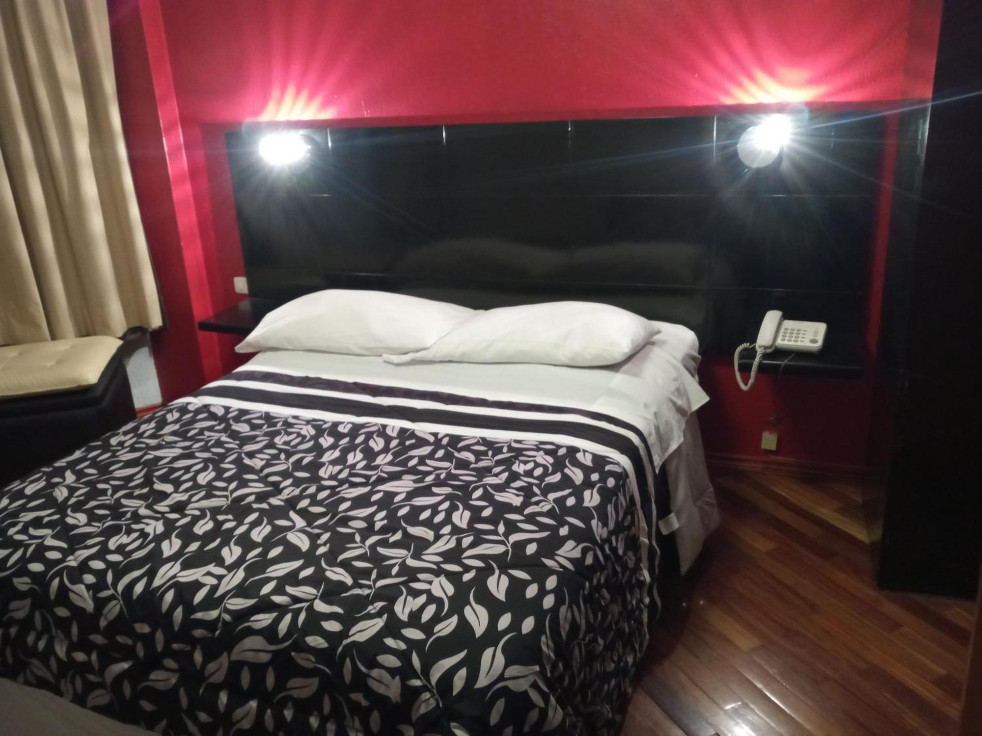 Hostal Capri Quito Kültér fotó