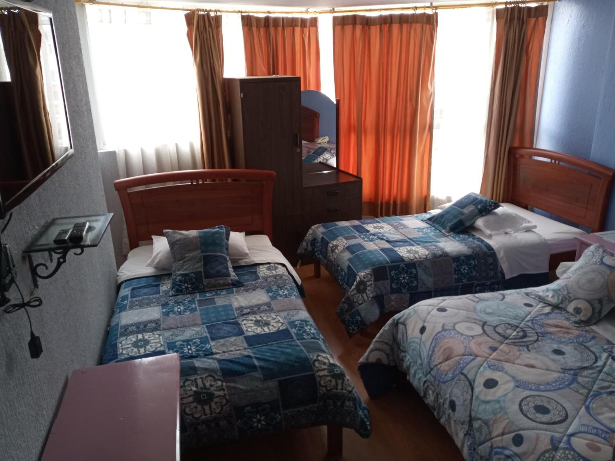 Hostal Capri Quito Kültér fotó