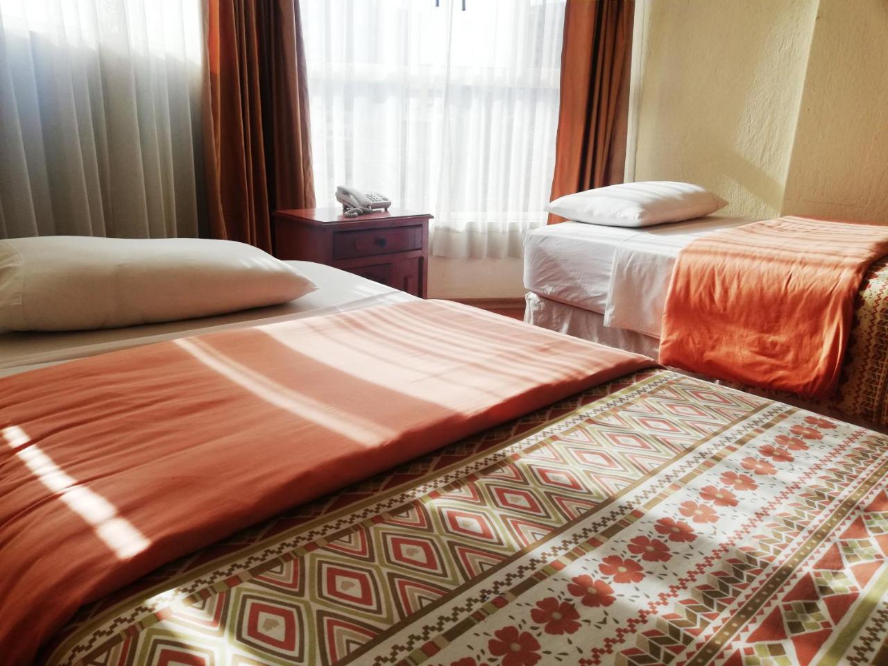 Hostal Capri Quito Kültér fotó
