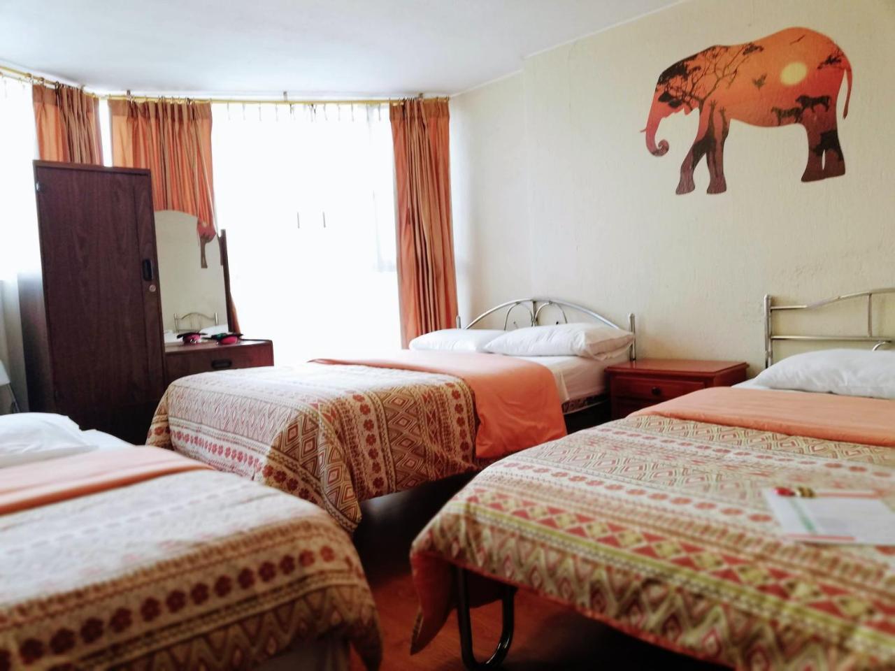 Hostal Capri Quito Kültér fotó
