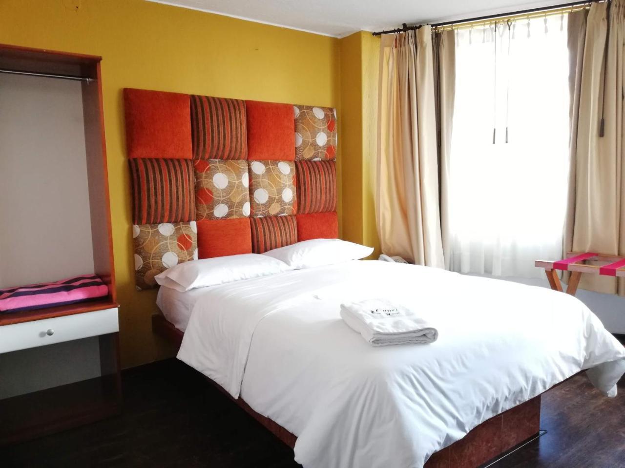 Hostal Capri Quito Kültér fotó