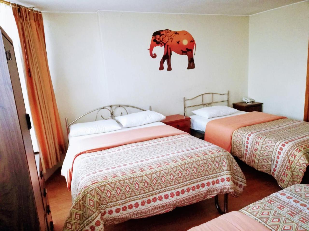 Hostal Capri Quito Kültér fotó